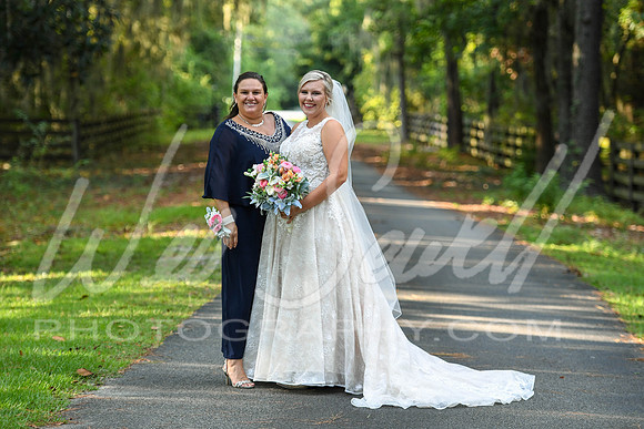 Tess and Kyle 8-8-20-314