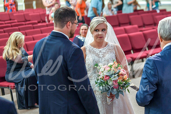 Tess and Kyle 8-8-20-215