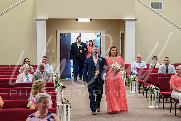Tess and Kyle 8-8-20-186