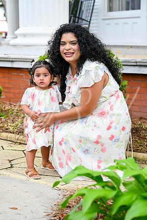Maria - Family 5-28-26 -1013