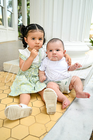 Maria - Family 5-28-26 -1031
