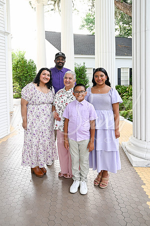 Maria - Family 5-28-26 -1041