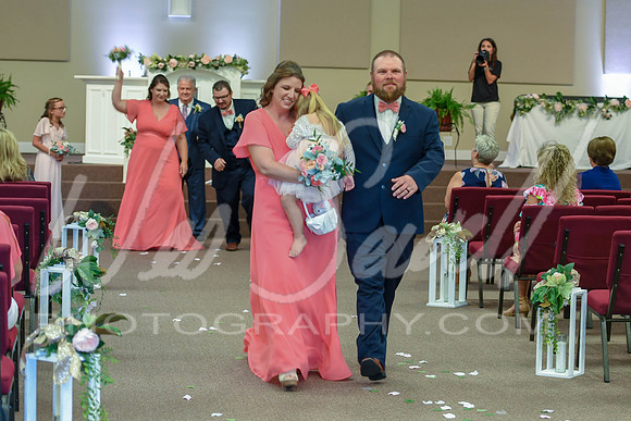 Tess and Kyle 8-8-20-286
