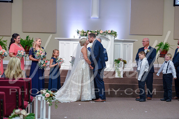 Tess and Kyle 8-8-20-268