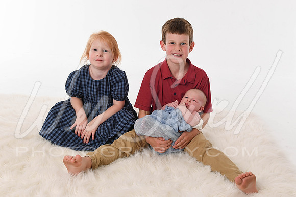 Justin and Laura - Newborn-1001