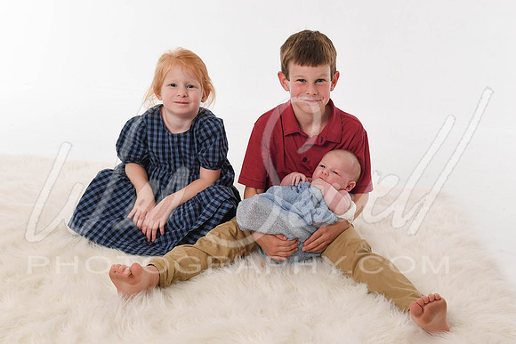 Justin and Laura - Newborn-1004