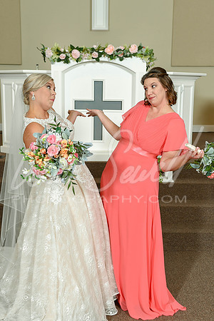 Tess and Kyle 8-8-20-124
