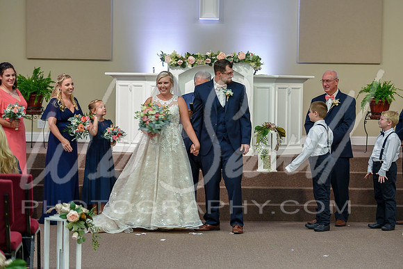 Tess and Kyle 8-8-20-275