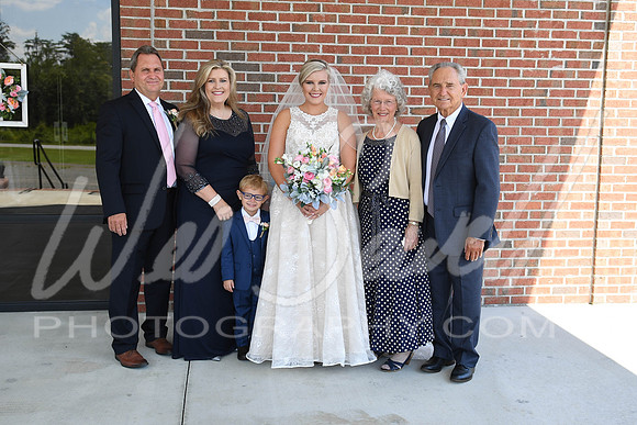 Tess and Kyle 8-8-20-107