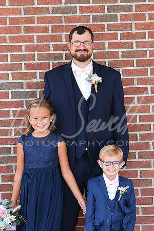 Tess and Kyle 8-8-20-148