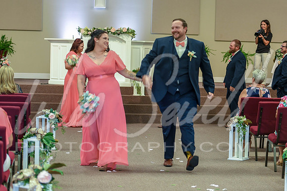Tess and Kyle 8-8-20-284