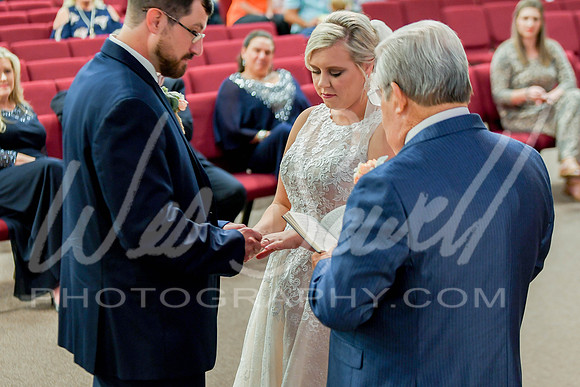 Tess and Kyle 8-8-20-236