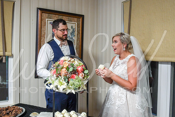 Tess and Kyle 8-8-20-364