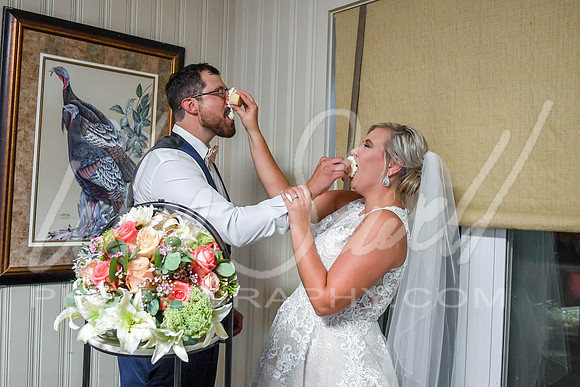 Tess and Kyle 8-8-20-369