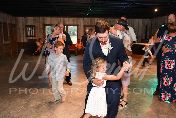 Tess and Kyle 8-8-20-411