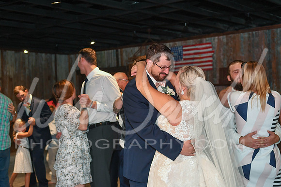 Tess and Kyle 8-8-20-414