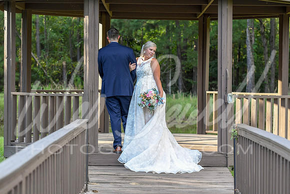 Tess and Kyle 8-8-20-335