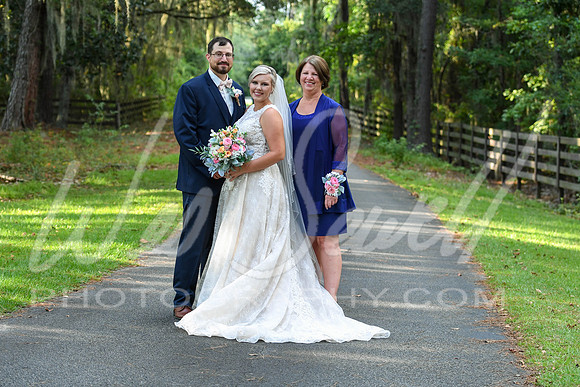 Tess and Kyle 8-8-20-324