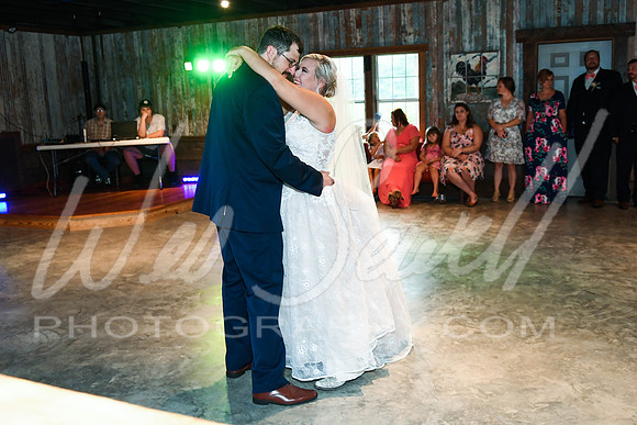 Tess and Kyle 8-8-20-388