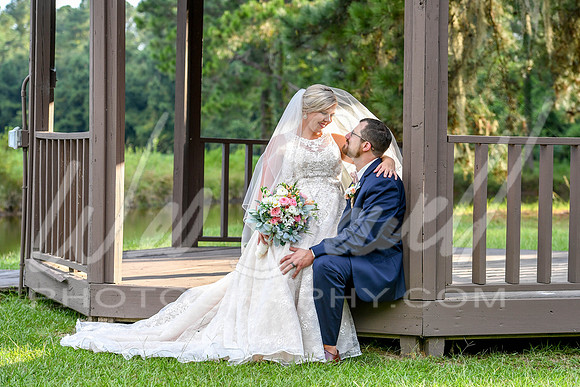 Tess and Kyle 8-8-20-340