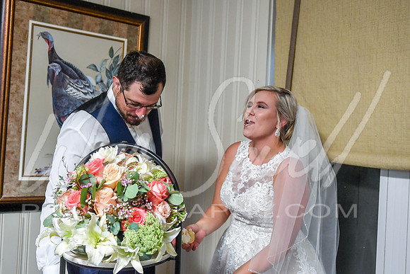 Tess and Kyle 8-8-20-374