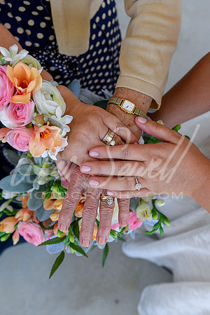 Tess and Kyle 8-8-20-110