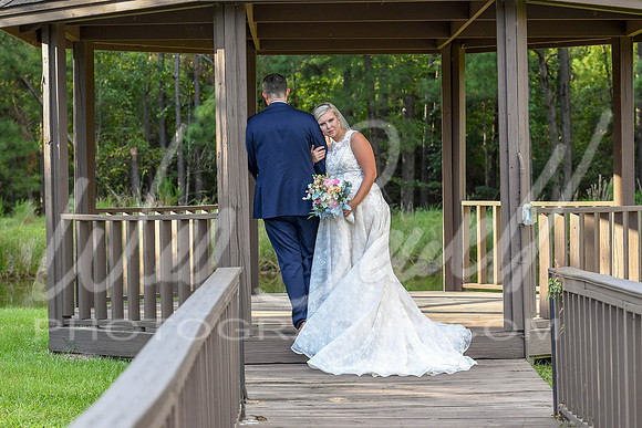 Tess and Kyle 8-8-20-330