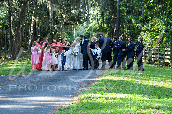 Tess and Kyle 8-8-20-299